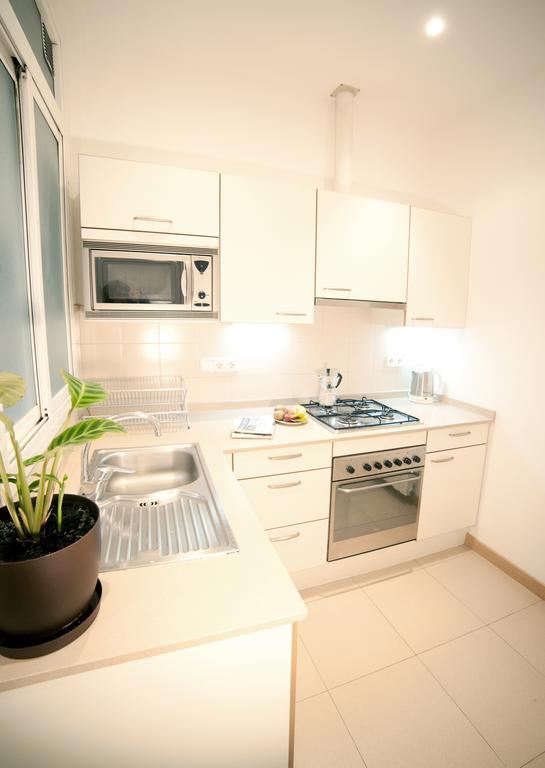Apartment In Plaza Catalunya Barcelona Room photo